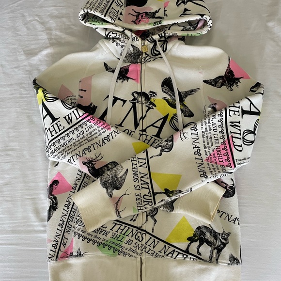 Aritzia TNA fleece hoodie in size small - Picture 1 of 8